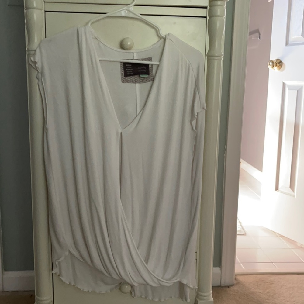anthropologie white tee